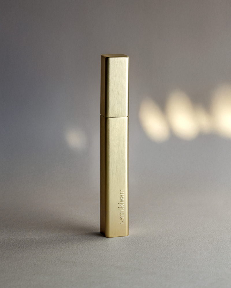 refillable mascara lash lock