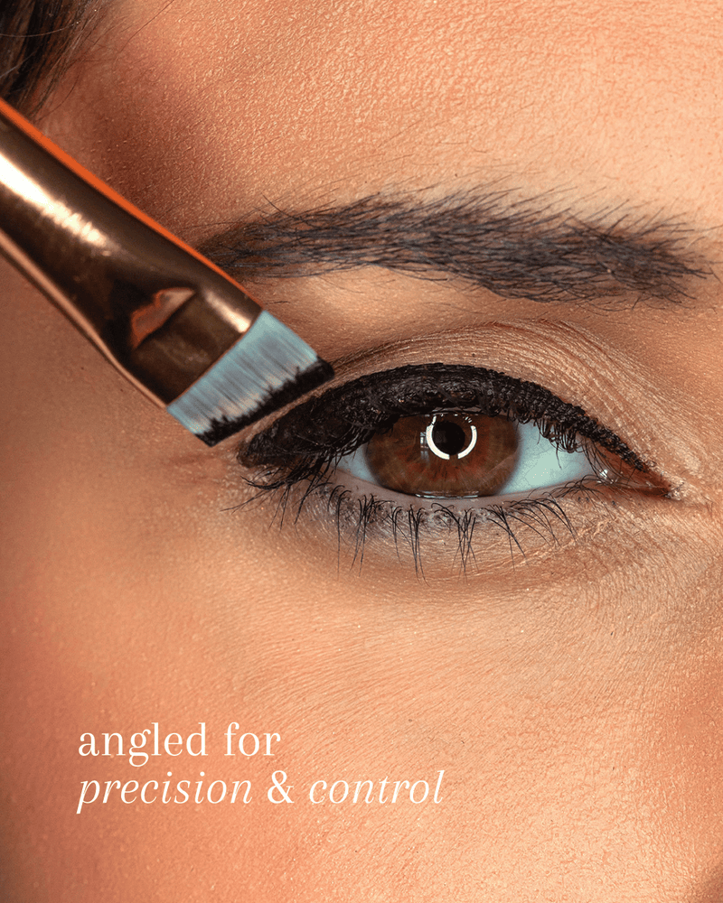 angled eyeliner brush 12