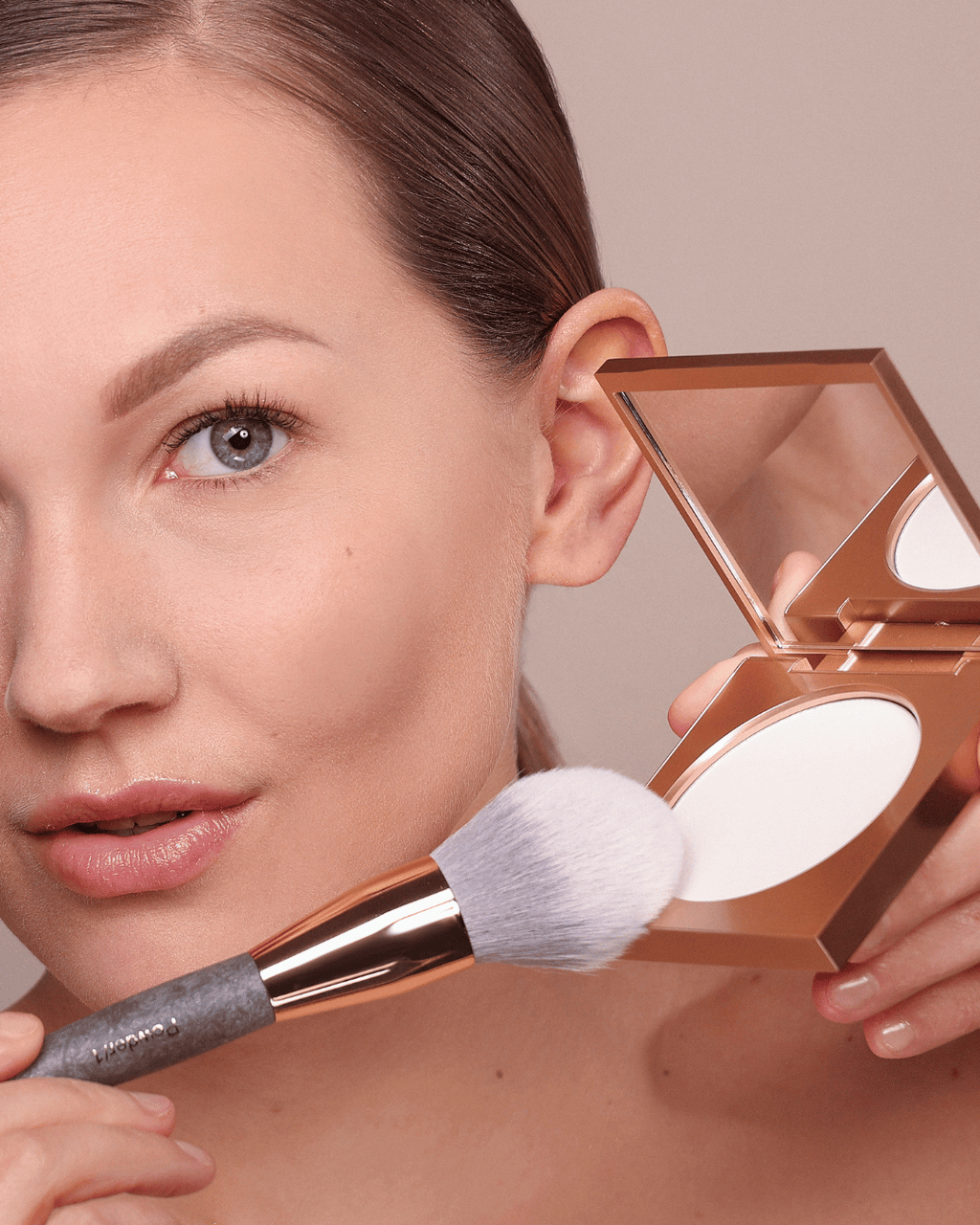 powder brush 1