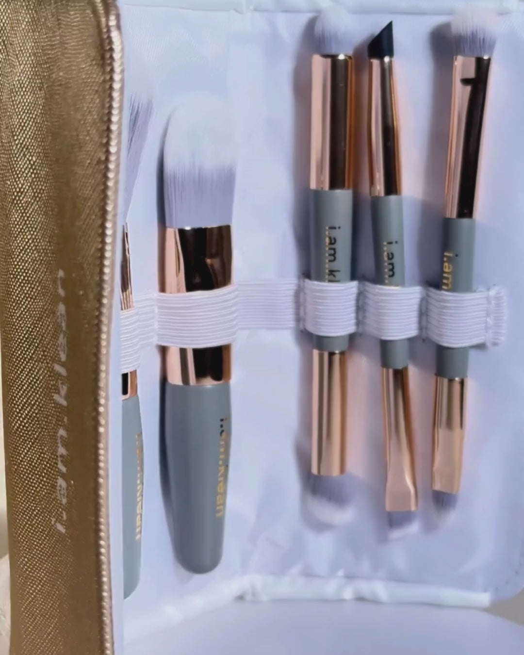 travelset brushes