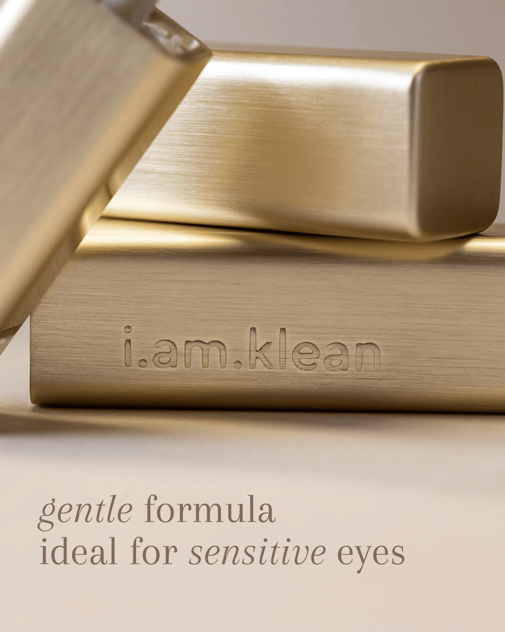 refillable mascara pure definition